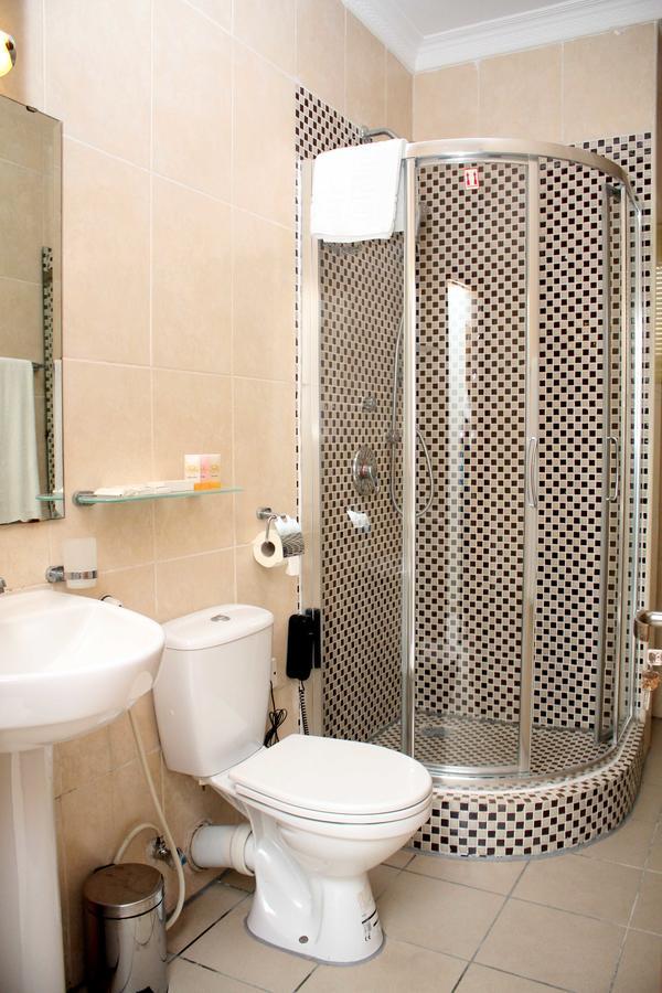 Watercress Hotels And Event Икеджа Екстериор снимка